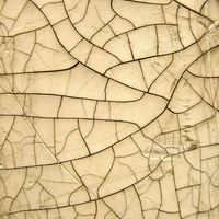 Hierarchical cracks